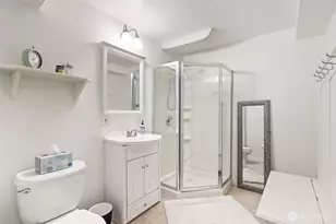 11019 NE 140th St, Kirkland, WA 98034 - Photo 29