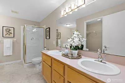 20132 SE 258th Place, Covington, WA 98042 - Photo 17
