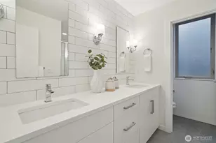 3817B California Ave SW, Seattle, WA 98116 - Photo 19