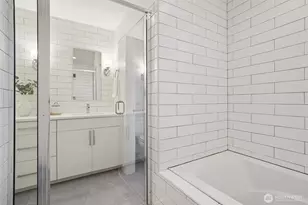 3817B California Ave SW, Seattle, WA 98116 - Photo 21
