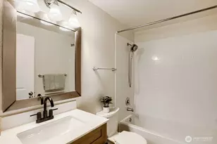 700 Front St S, Issaquah, WA 98027 - Photo 15