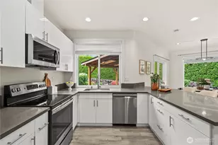 5869 Mont Blanc Pl NW, Issaquah, WA 98027 - Photo 19