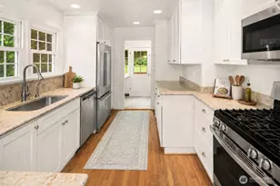 409 W Dravus St, Seattle, WA 98119 - Photo 9