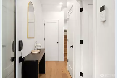 1406 21st Avenue #A, Seattle, WA 98122 - Photo 3