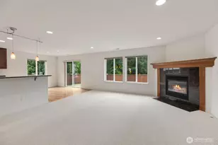 207 Edmonds Pl NE, Renton, WA 98056 - Photo 9