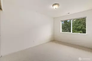 207 Edmonds Pl NE, Renton, WA 98056 - Photo 27