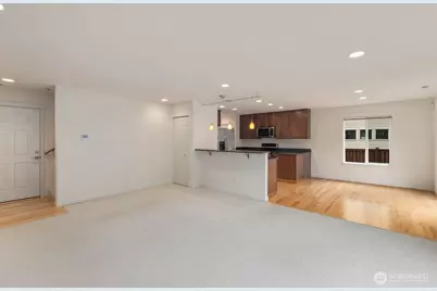 207 Edmonds Place NE, Renton, WA 98056 - Photo 11