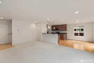 207 Edmonds Pl NE, Renton, WA 98056 - Photo 11