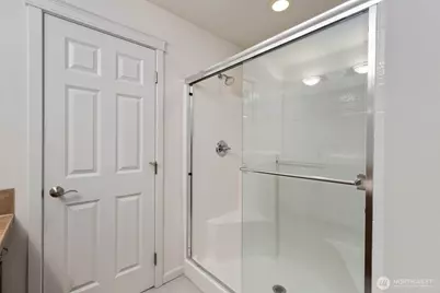 207 Edmonds Place NE, Renton, WA 98056 - Photo 25