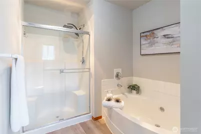 242 Riggs Drive E, Enumclaw, WA 98022 - Photo 27