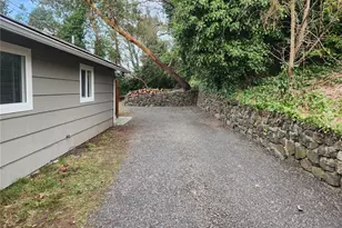 1610 E 31st St, Bremerton, WA 98310 - Photo 17
