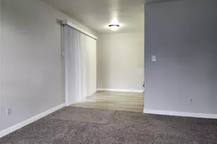 1610 E 31st St, Bremerton, WA 98310 - Photo 5