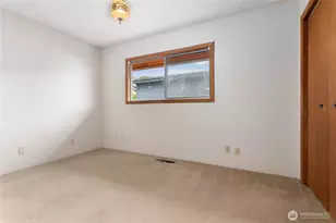 909 10th St, Bellingham, WA 98225 - Photo 21