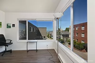 525 E Roy St, Seattle, WA 98102 - Photo 15