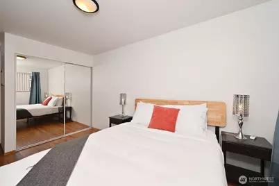 525 E Roy Street, Seattle, WA 98102 - Photo 13