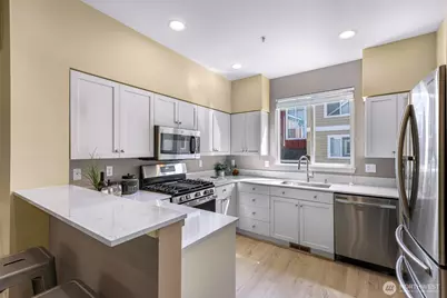 9067 161st Court NE #2704, Redmond, WA 98052 - Photo 5