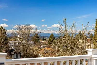 3723 41st Avenue SW, Seattle, WA 98116 - Photo 19
