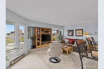 121 Vine Street #601, Seattle, WA 98121 - Photo 3