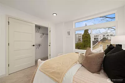 7005 9th Avenue NE, Seattle, WA 98115 - Photo 23