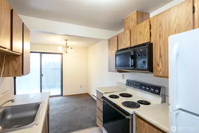 3714 D Street SE, Auburn, WA 98801 - Photo 5