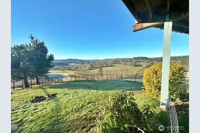 148 Pleasant Hill Drive, Silver Creek, WA 98585 - Photo 9