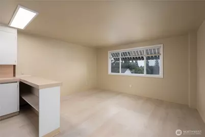 7902 27th Street W, University Place, WA 98466 - Photo 5