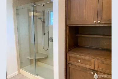 25551 SE 41st Court, Sammamish, WA 98029 - Photo 17