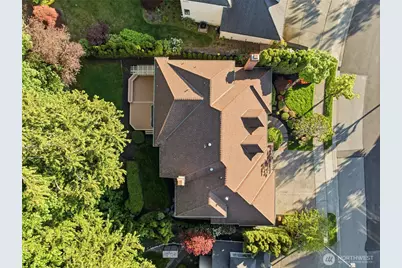 5570 176th Place SE, Bellevue, WA 98006 - Photo 37
