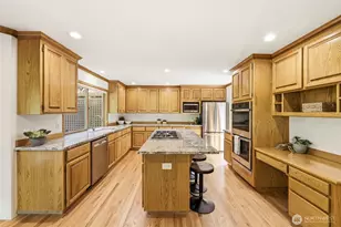 5570 176th Pl SE, Bellevue, WA 98006 - Photo 15
