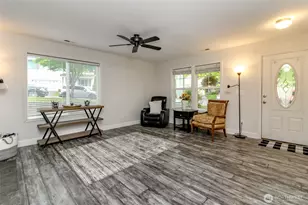 9907 195th Ave E, Bonney Lake, WA 98391 - Photo 3