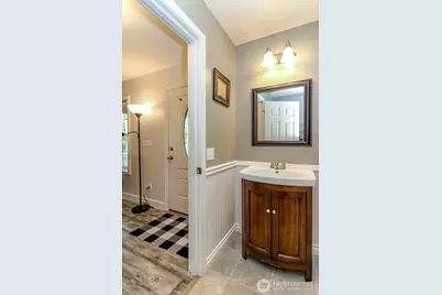 9907 195th Avenue E, Bonney Lake, WA 98391 - Photo 11