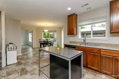 9907 195th Avenue E, Bonney Lake, WA 98391 - Photo 9