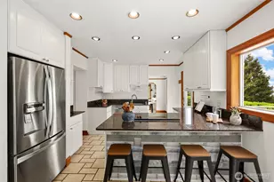 6716 37th Ave SW, Seattle, WA 98126 - Photo 9