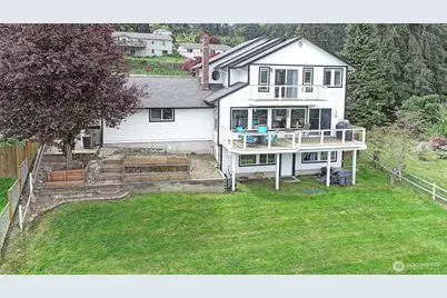 1225 SE Camano Drive, Camano Island, WA 98282 - Photo 11
