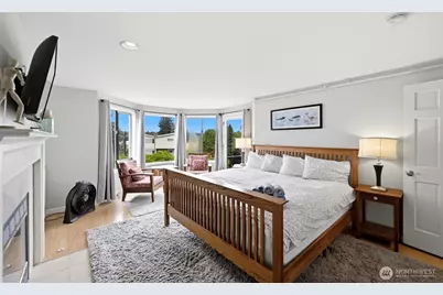 2107 N 63rd Street, Seattle, WA 98103 - Photo 29