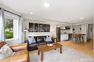 2107 N 63rd St, Seattle, WA 98103 - Photo 15