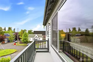 2107 N 63rd St, Seattle, WA 98103 - Photo 31