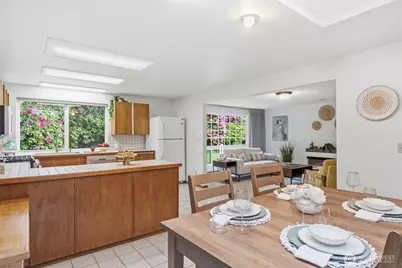 2030 Baker Terrace SE, Olympia, WA 98501 - Photo 11