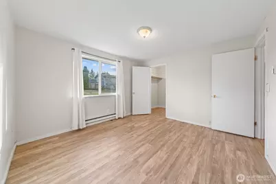 908 139th St E, Tacoma, WA 98445 - Photo 13