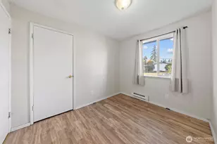 908 139th St E, Tacoma, WA 98445 - Photo 9
