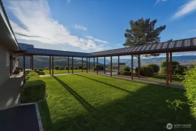 825 Hawks Meadow Road, Chelan, WA 98816 - Photo 27