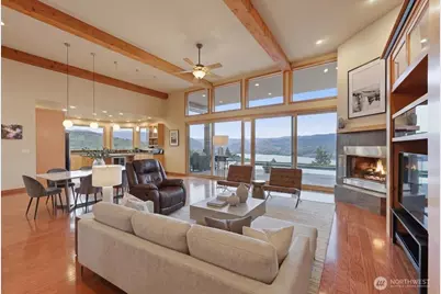 825 Hawks Meadow Road, Chelan, WA 98816 - Photo 9