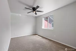 10214 13th Ave Ct E, Tacoma, WA 98445 - Photo 15