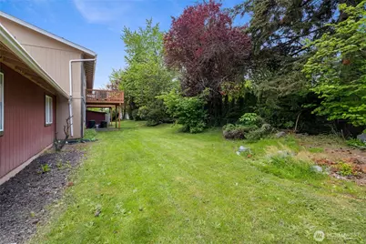 10214 13th Avenue Ct E #E, Tacoma, WA 98445 - Photo 21