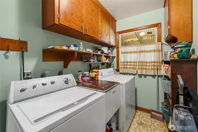 8446 E B Street, Tacoma, WA 98445 - Photo 27