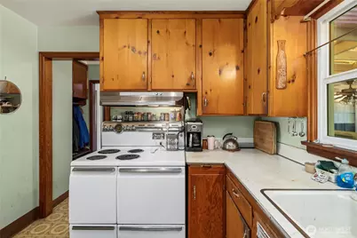 8446 E B Street, Tacoma, WA 98445 - Photo 13