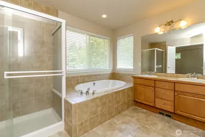4520 5th Avenue NW, Olympia, WA 98502 - Photo 25