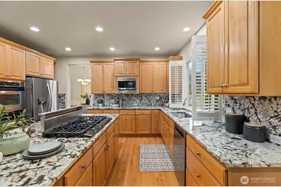 1239 216th Avenue NE, Sammamish, WA 98074 - Photo 13