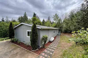 60 N Charles Pl, Hoodsport, WA 98548 - Photo 3