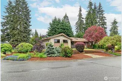 5216 133rd Street SE, Everett, WA 98208 - Photo 3
